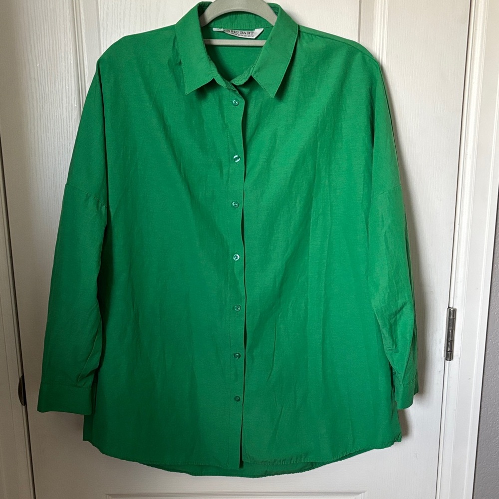 Big Dart Green Shirt